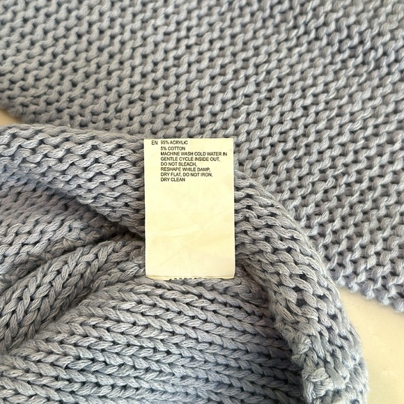 Francesca’s Cold Shoulder Sweater - Picture 8 of 10